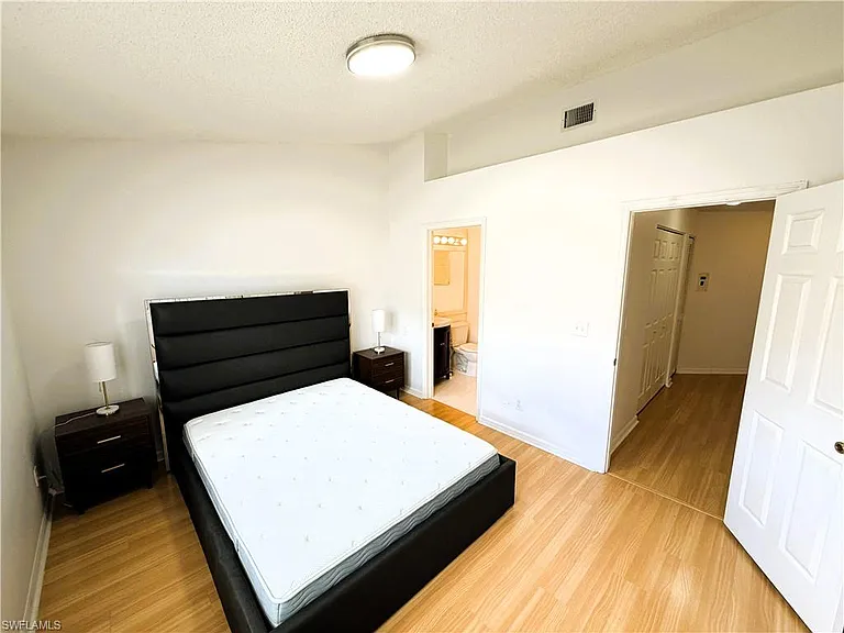 1018 Woodshire Ln #A209 — Photo 14