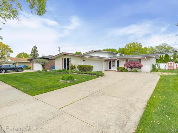 618 Dover St, Dearborn Heights, MI 48127