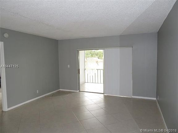 5th image of 1035 Country Club Dr APT 203