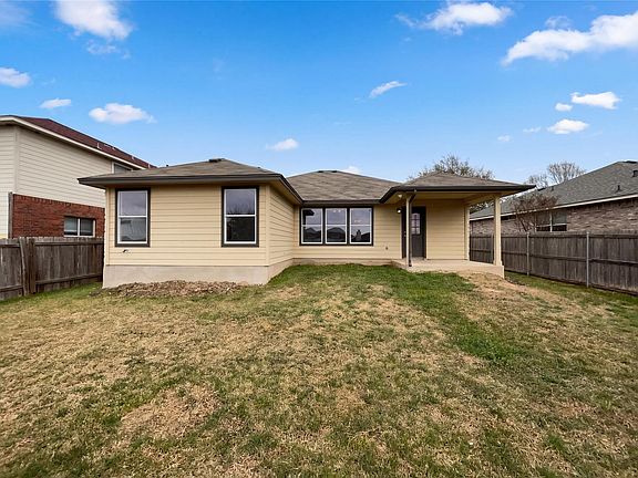 5th image of 506 Gettysburg Loop