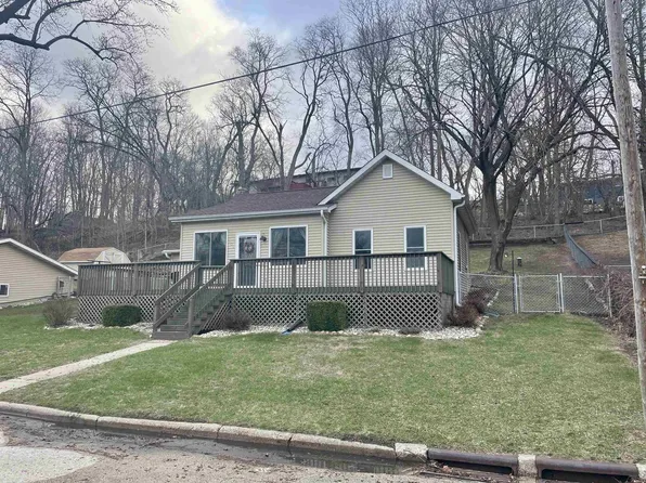 102 North East Street, Albany, WI 53502