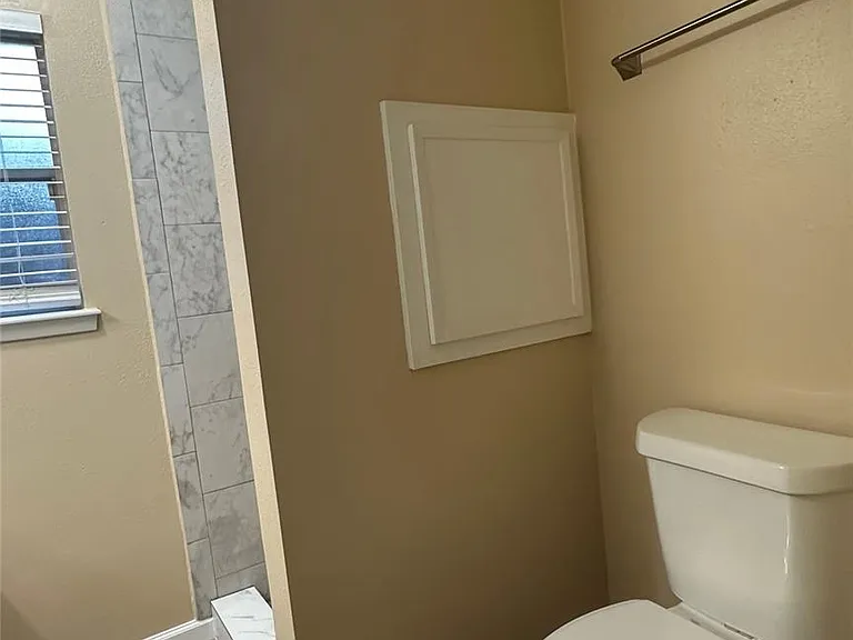 11503 Briar Forest Dr — Photo 34