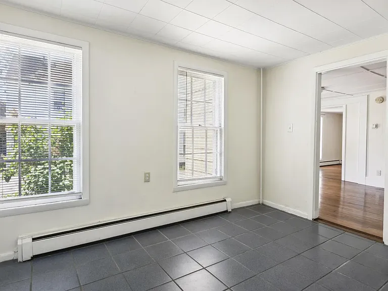 236 Brackett St #1 — Photo 8