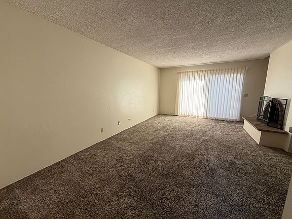 2nd image of 1390 Southwood Dr APT B