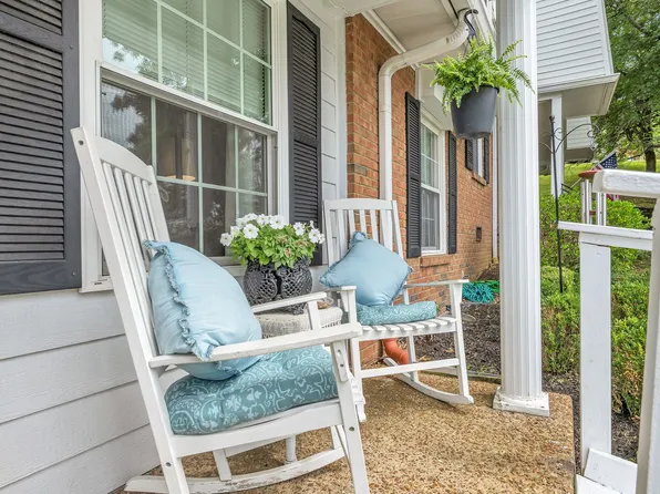 5510 Country Dr APT 75, Nashville, TN 37211