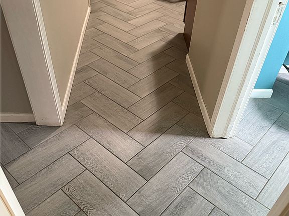 Fancy tile throughout