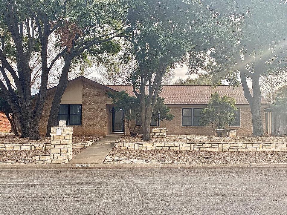 1st image of 2921 Canyon Creek Dr
