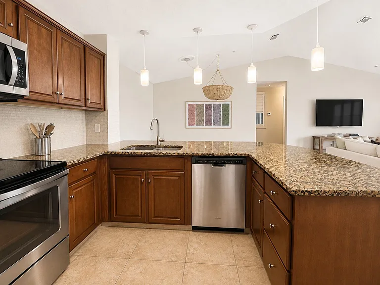 4002 Crockers Lake Blvd #27-1 — Photo 6