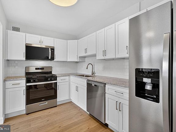 4th image of 8315 N Brook Ln APT 1107