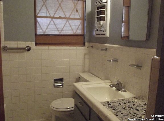 5th image of 4810 Allegheny Dr