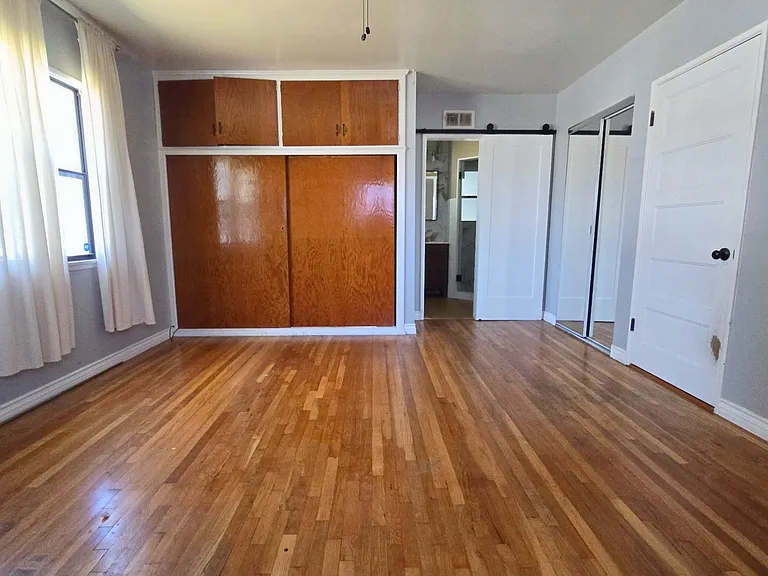 726 N Foxdale Ave — Photo 15