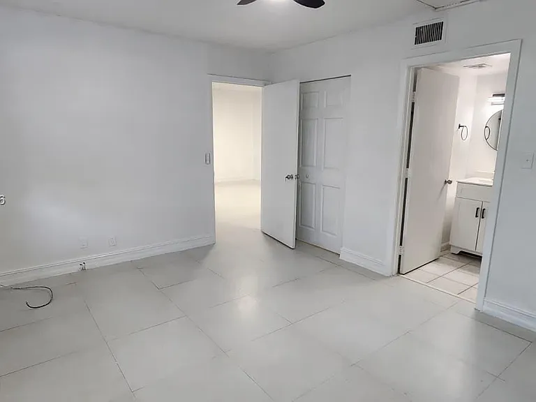 1020 NW 80th Ave #203 — Photo 16