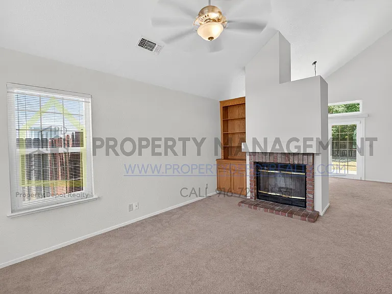 9013 Figtree Ct — Photo 8