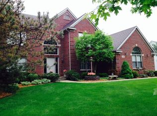 7641 Setters Pointe Dr, Brighton, MI 48116