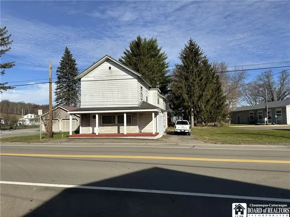 5456 E Lake Rd, Dewittville, NY 14728