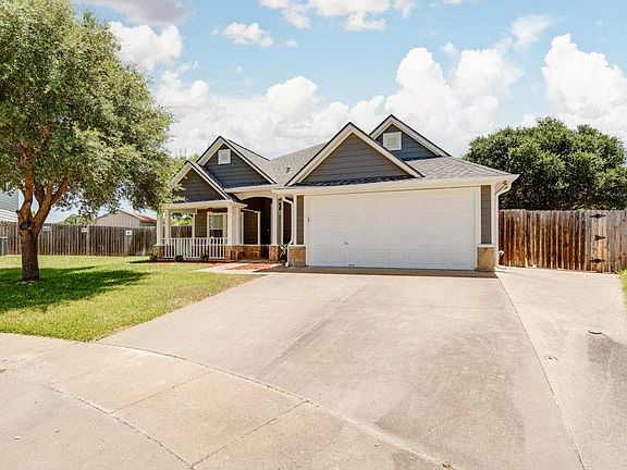 5th image of 2701 Lynnwood Ct