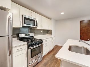 130 Cornelia St #1A, Brooklyn, NY 11221