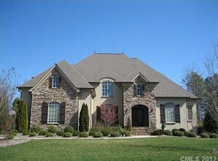 9217 Clerkenwell Dr, Waxhaw, NC 28173