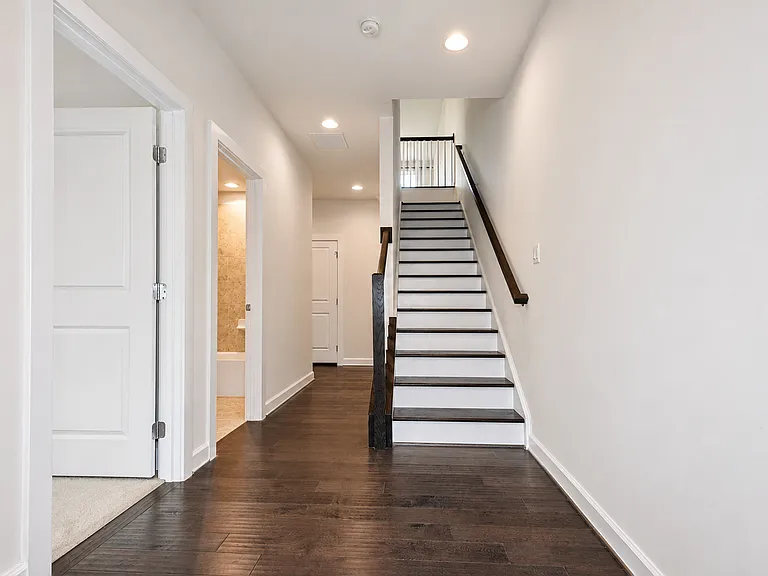 3171 Virginia Bluebell Ct — Photo 8