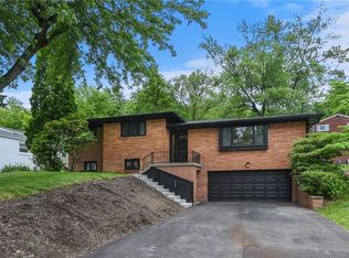 2342 Casswell Dr, Bethel Park, PA 15102
