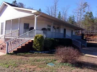 1906 Melvin Hill Rd, Campobello, SC 29322