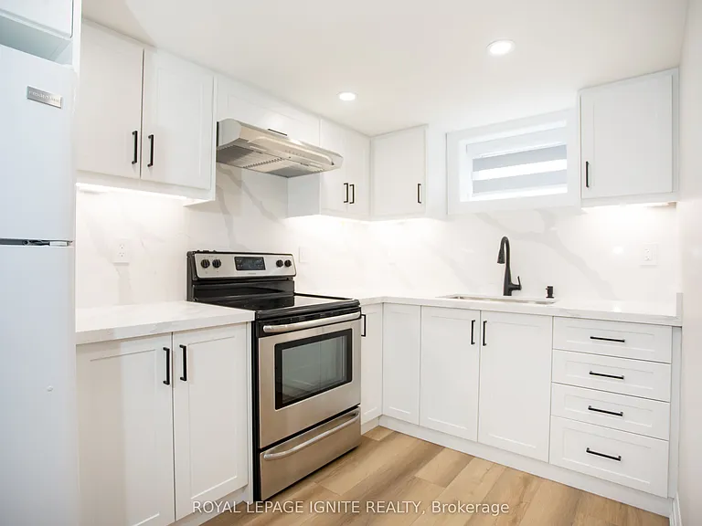 38 Parent Ave #BASEMENT — Photo 5