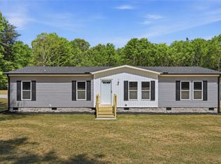 165 B D Johnston Rd, Central, SC 29630