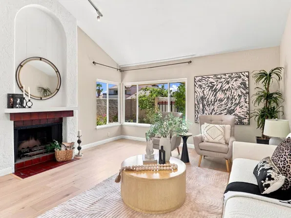 26 Lido Cir, Redwood City, CA 94065