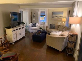 197 Concord Rd, Bedford, MA 01730