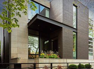 2145 W McLean Ave, Chicago, IL 60647