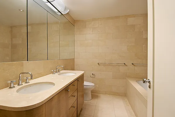 Sold by Maltz Auctions Inc | media 16