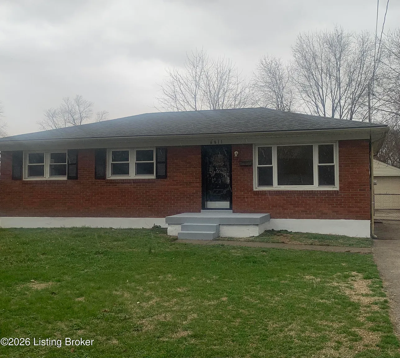 6811 Creston Dr photo 1