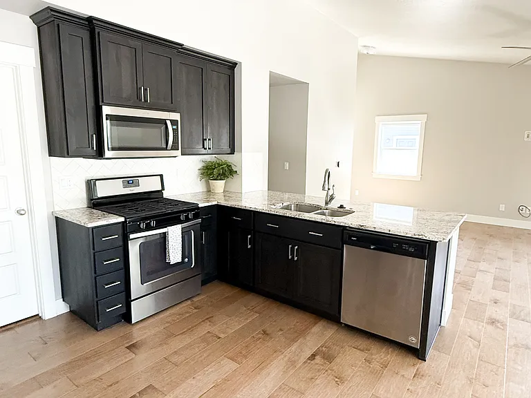 371 N Baxter Way — Photo 8