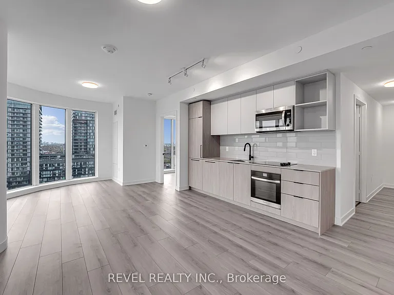 1185 Dupont St #1410 — Photo 1