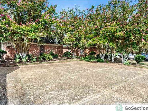 3rd image of 2259 Bonaparte Blvd
