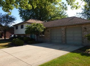 16341 S George Ct, Plainfield, IL 60586
