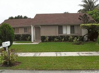 12240 SW 207th Ter, Miami, FL 33177