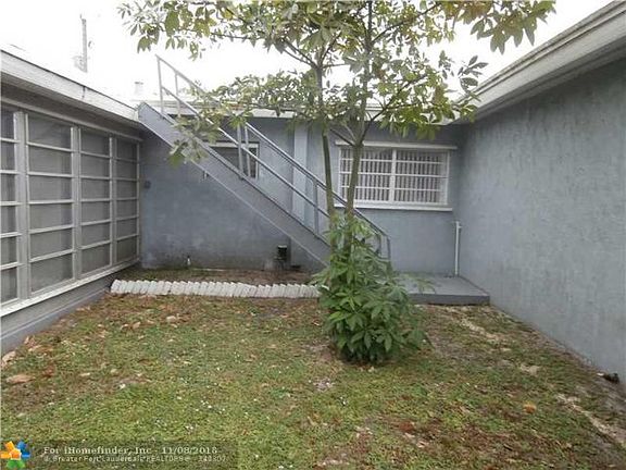 5th image of 1911 SW 22nd Ave