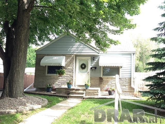 1st image of 730 Antoine St