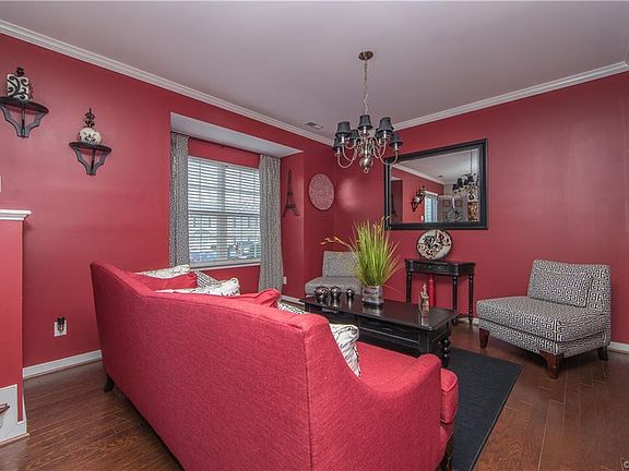 4th image of 3941 Eagle Dr