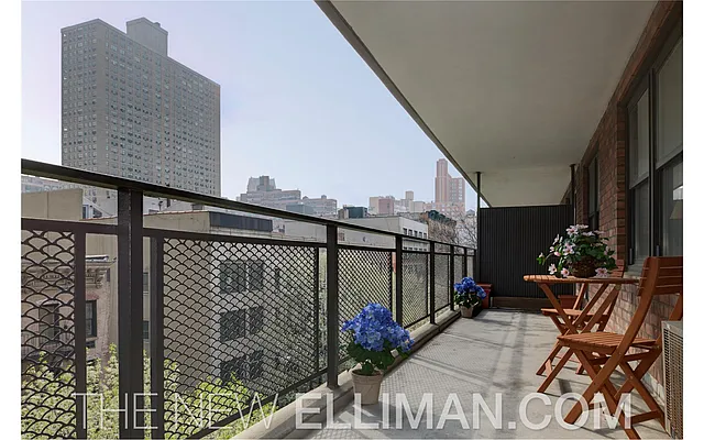 Sold by Douglas Elliman | media 16