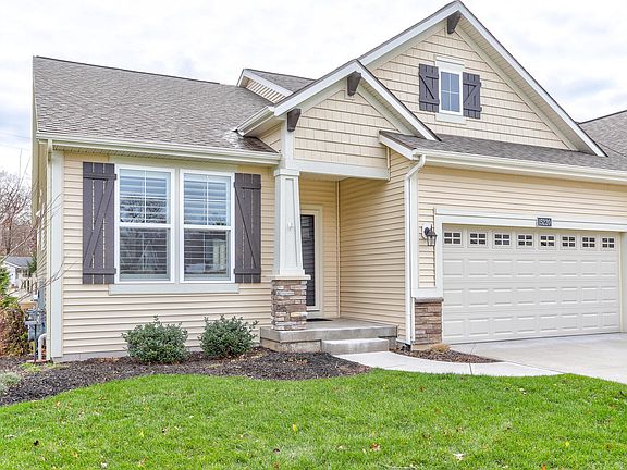 2nd image of 15220 Rachel Ct