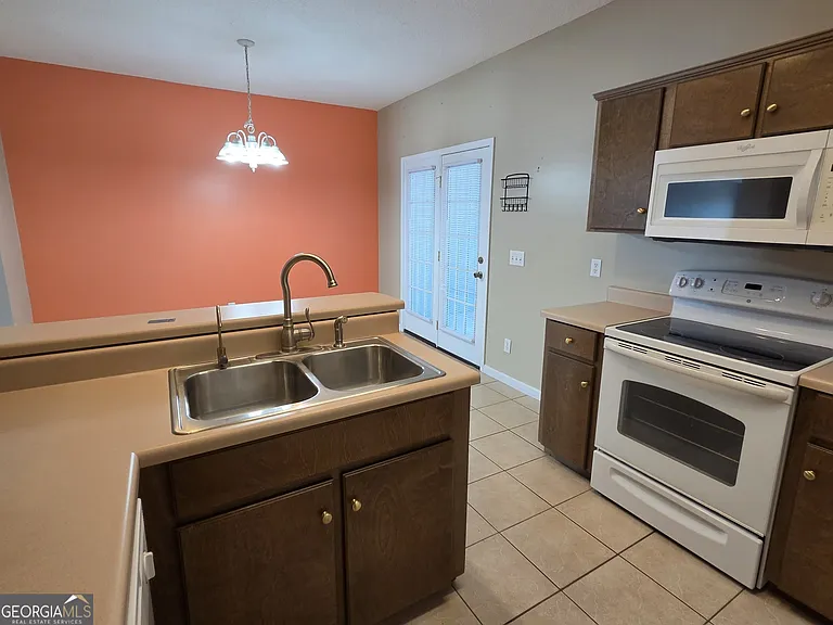107 Magnolia Ct — Photo 13