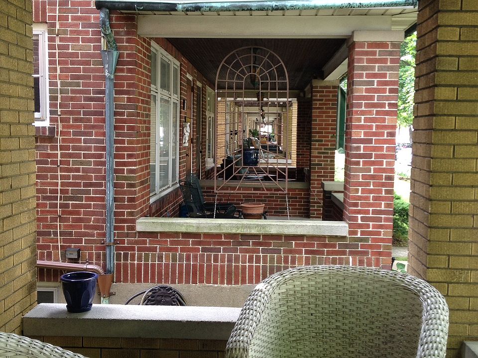 2nd image of 733 N 21st St