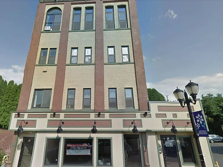 71 N Main St — Photo 5