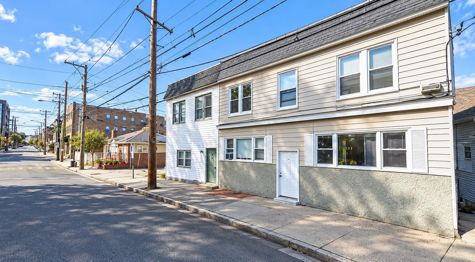 9103 Bergenwood Ave — Photo 1