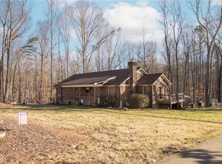 1625 Brookhaven Mill Rd, Greensboro, NC 27406