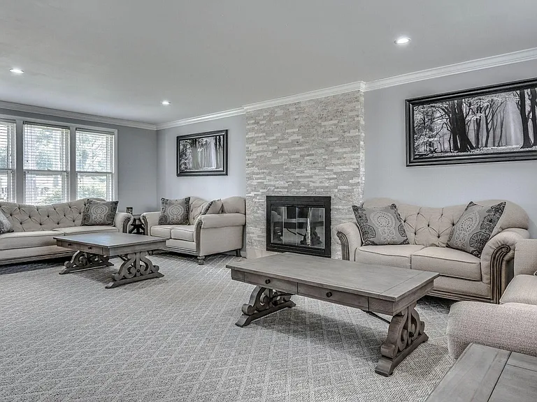 655 Harding Pl — Photo 14