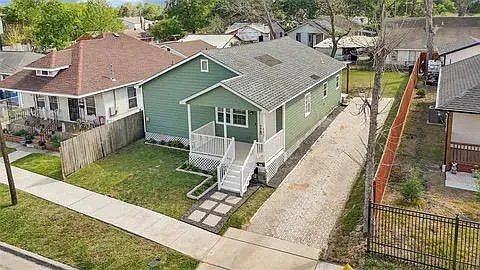 7926 Hudson St — Photo 4
