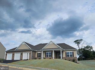 102 Jennifer Cir, Harrisburg, PA 17112